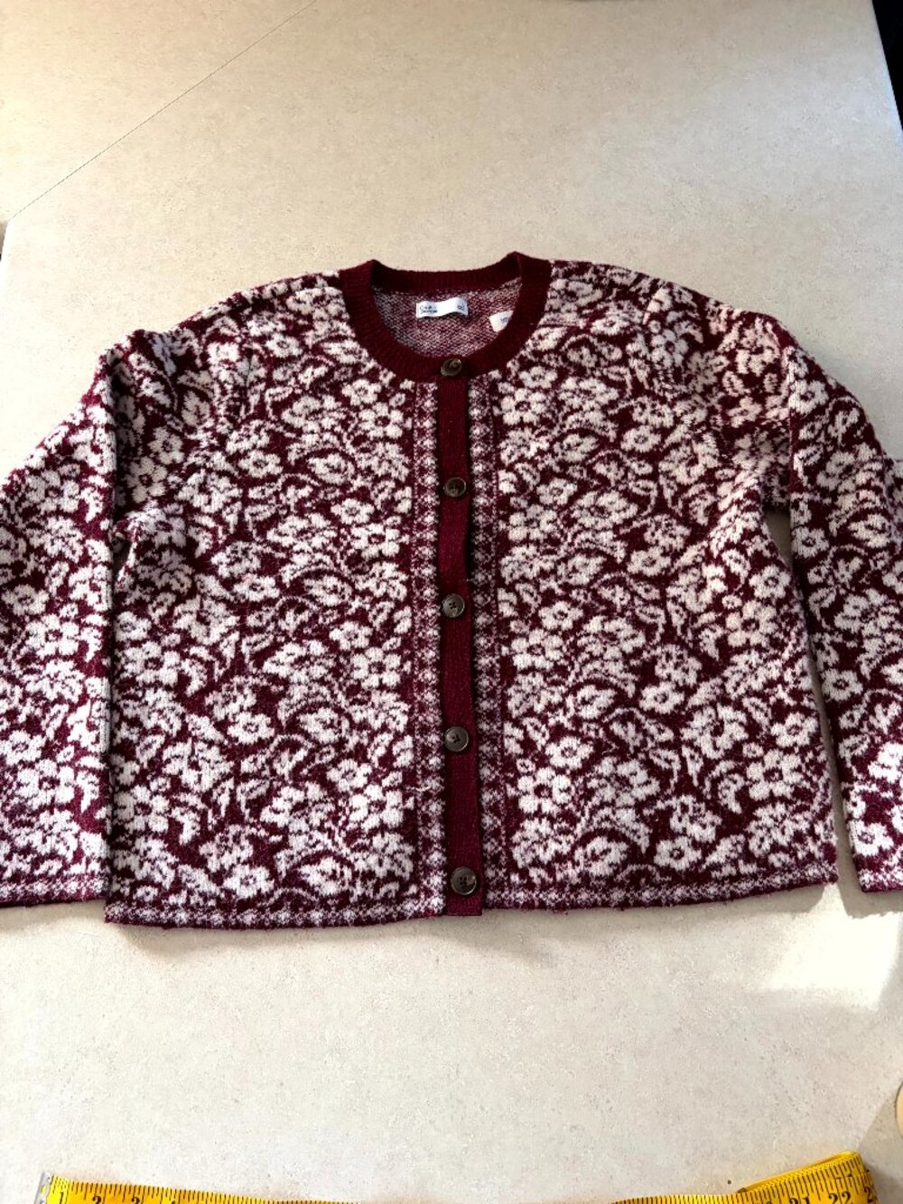 Croft & Barrow Size Large Cardigan Sweater Burgundy and White floral Soft Size L